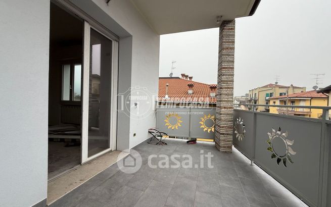Appartamento in residenziale in Via Ugolino Ugolini 13
