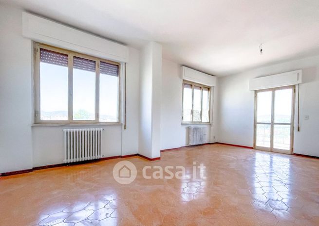 Appartamento in residenziale in Via Udine