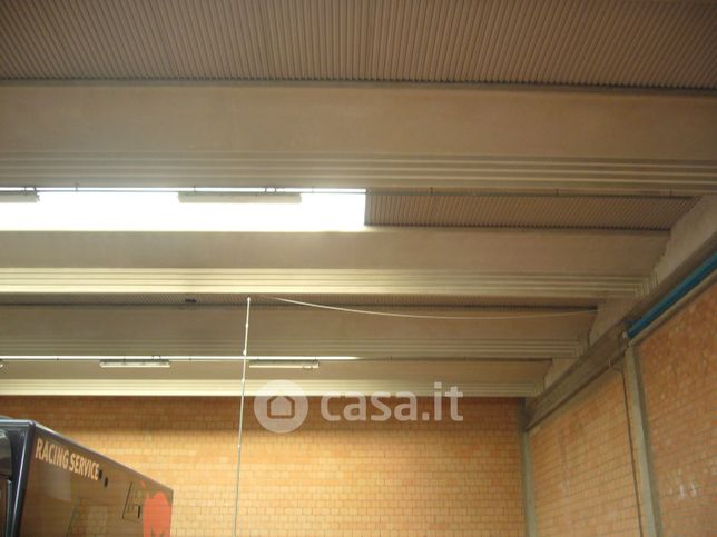 Capannone in commerciale in Via Pedemontana 1