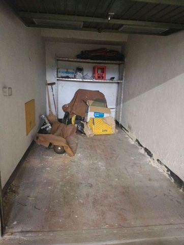 Box/posto auto in residenziale in Via San Giovanni Bosco 5