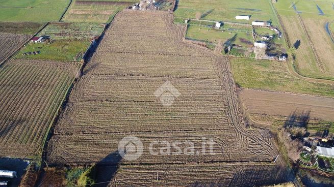 Terreno agricolo in commerciale in Via Lungo Calice 49