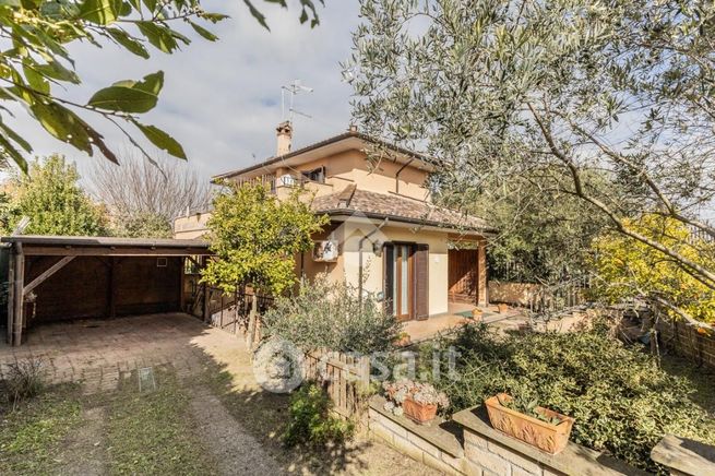 Appartamento in residenziale in Via Emilia Romagna 18