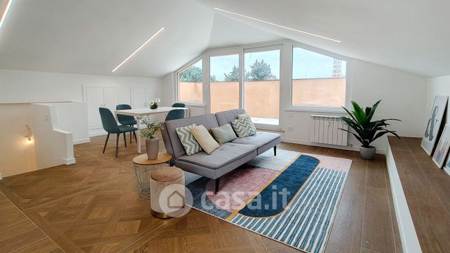 Attico/mansarda in residenziale in Via Dario Niccodemi 39