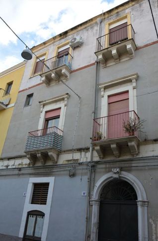 Appartamento in residenziale in Via Naumachia 109