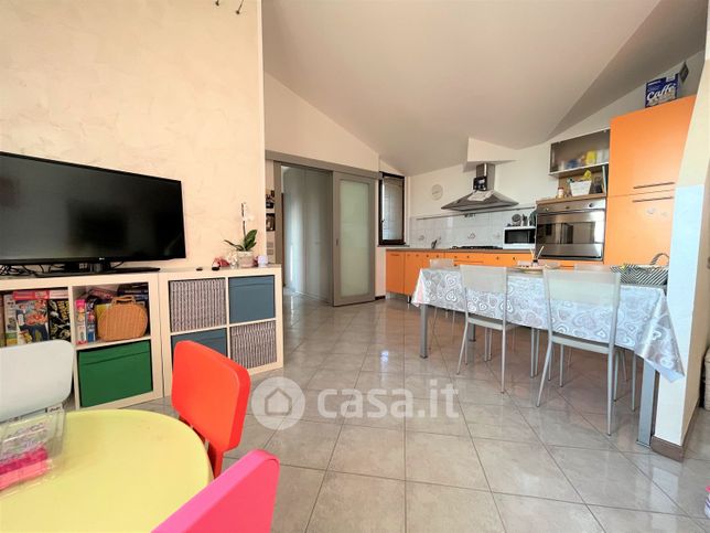 Appartamento in residenziale in Via Delle Groane