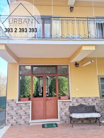 Appartamento in residenziale in Via Calore 14