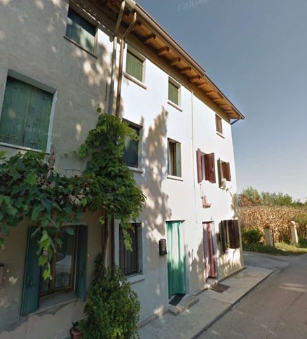 Casa bi/trifamiliare in residenziale in Via Pisana 15