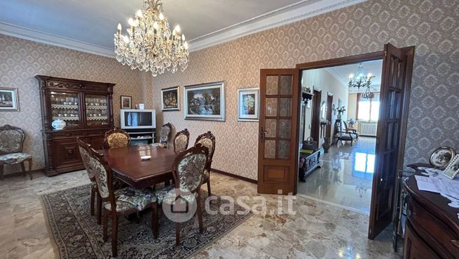 Appartamento in residenziale in Via Per Parma