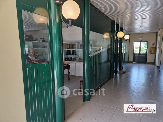 Ufficio in commerciale in Via Giuseppe Verdi 32