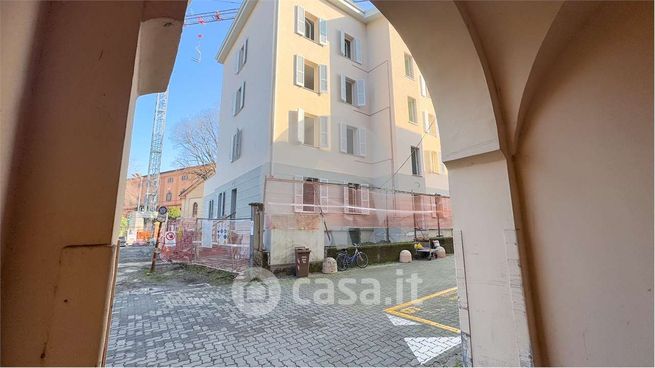 Appartamento in residenziale in Corso Benedetto Cairoli 11