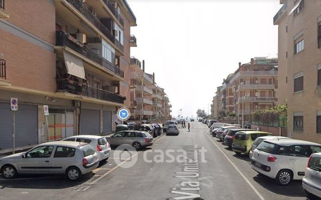 Box/posto auto in residenziale in Via Umberto Cagni
