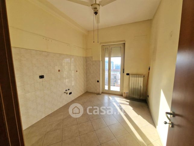 Appartamento in residenziale in Via Roberto d'AngiÃ² 17