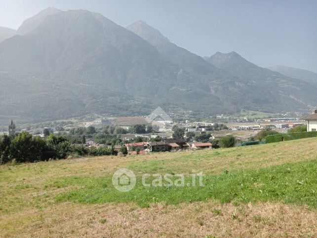 Terreno edificabile in residenziale in Villaggio la Plantaz 8