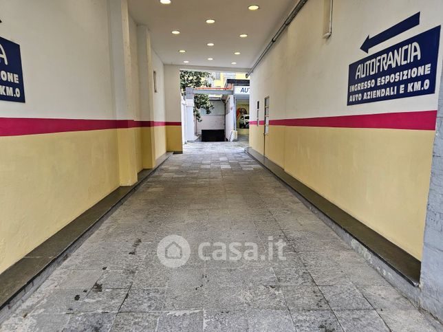 Box/posto auto in residenziale in Corso Francia 341
