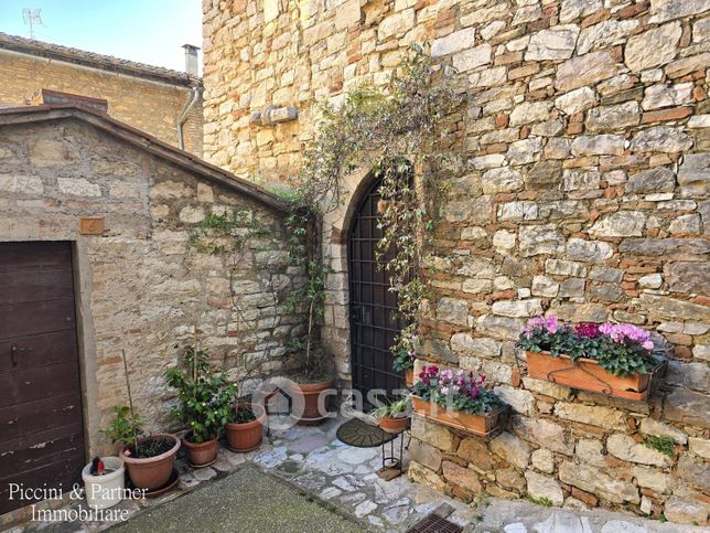 Villetta a schiera in residenziale in Corso Cardinale Rotelli