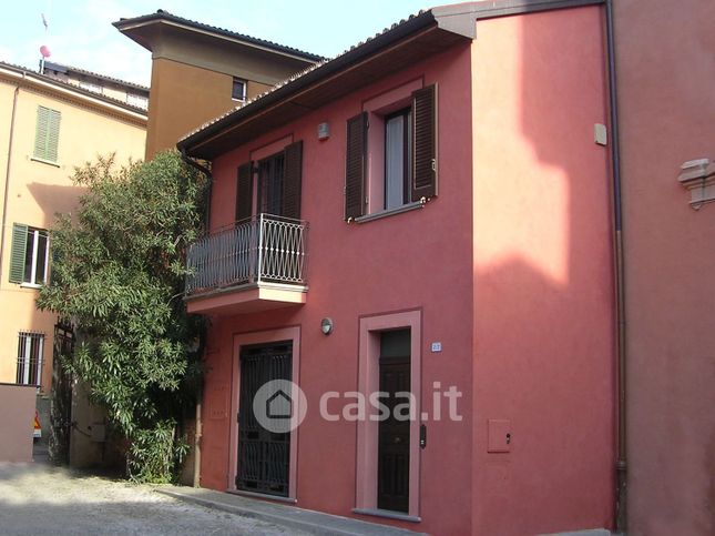 Appartamento in residenziale in Via Schiavonia