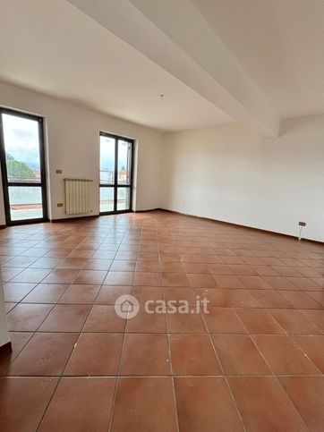 Appartamento in residenziale in Via Canada