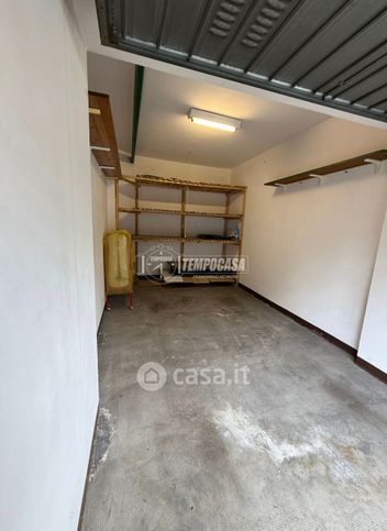 Box/posto auto in residenziale in Via Sabaudia