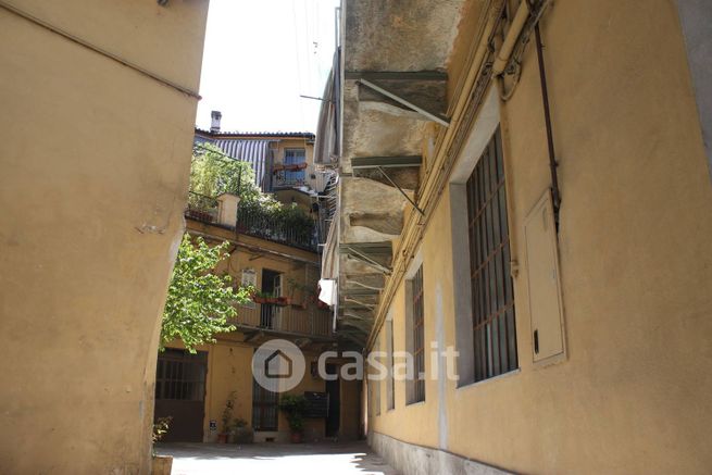 Appartamento in residenziale in Via Felice Romani 1