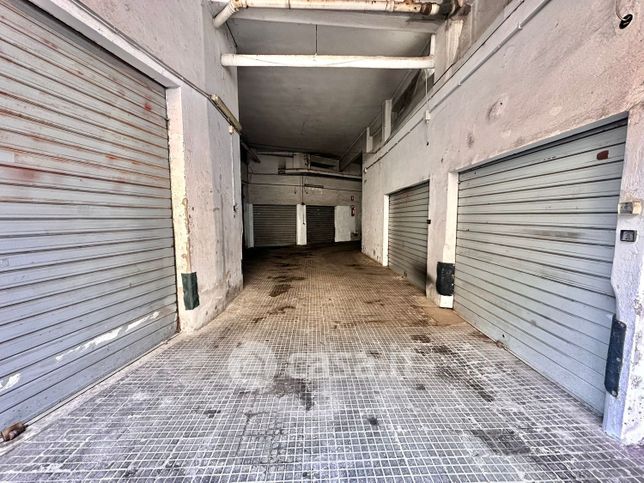Box/posto auto in residenziale in Viale Roma