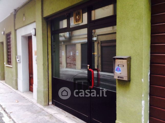 Ufficio in commerciale in 