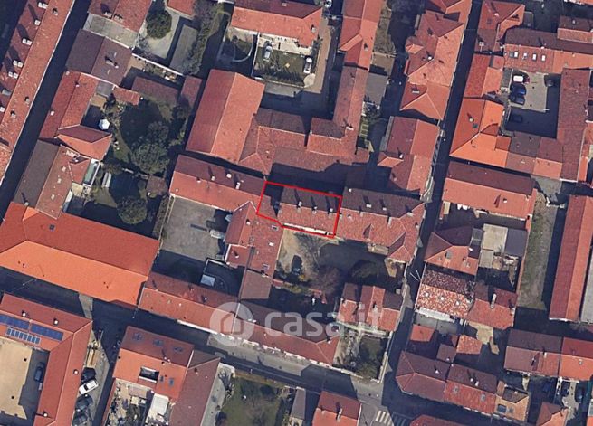 Appartamento in residenziale in Via Andrea Mensa
