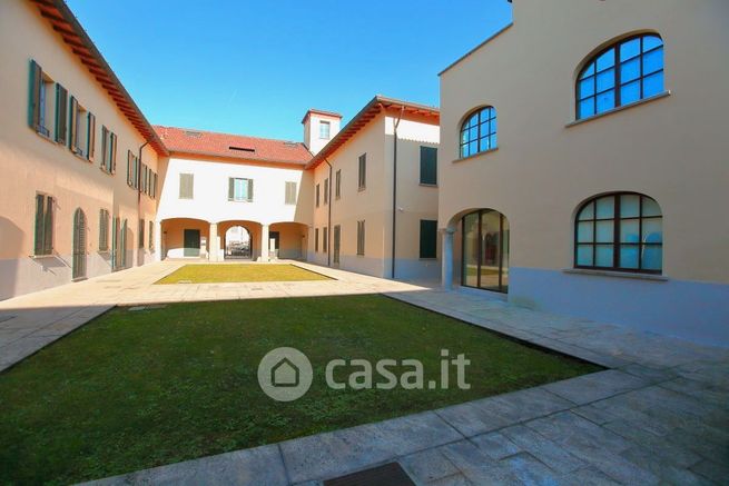 Ufficio in commerciale in Lodovico il Moro 25