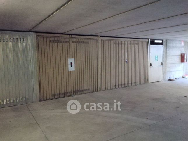 Garage/posto auto in residenziale in Via Bottione