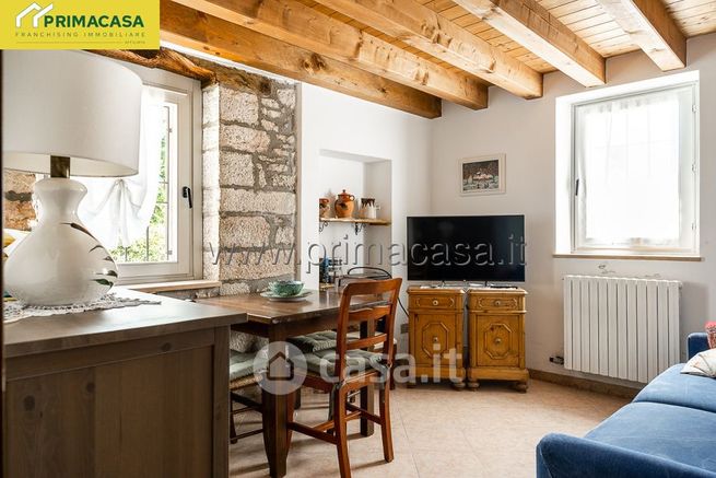 Casa indipendente in residenziale in Via Carcereri