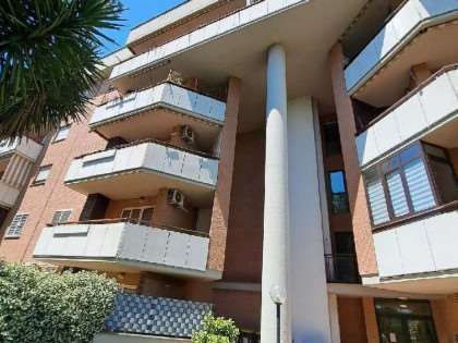 Appartamento in residenziale in Via Piero Corti 61