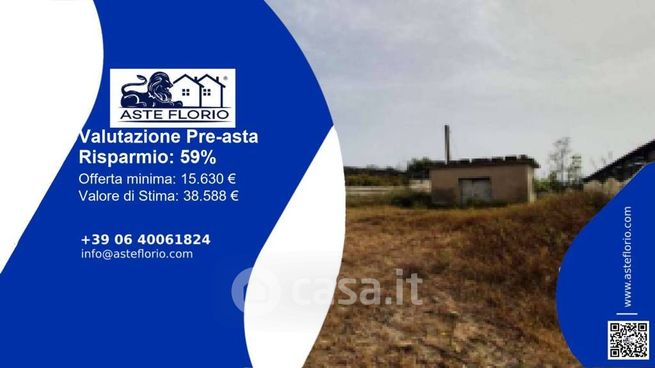 Terreno agricolo in commerciale in SP85
