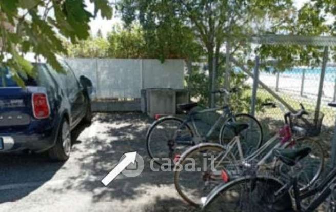Box/posto auto in residenziale in Via Monte Rosa