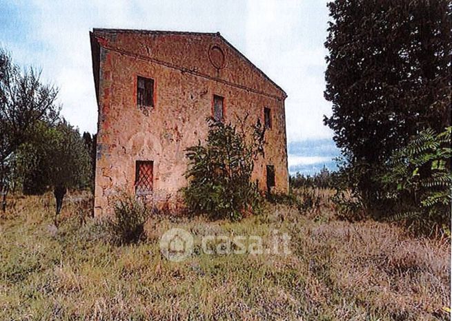 Rustico/casale in residenziale in 