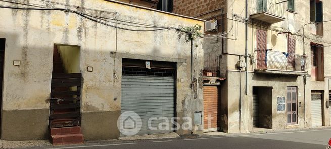 Garage/posto auto in residenziale in Via San Rocco 80