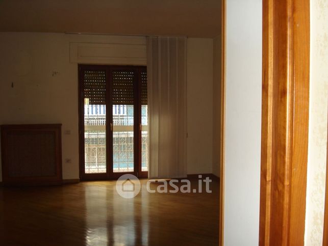 Appartamento in residenziale in Via Alessandro de Franciscis 45