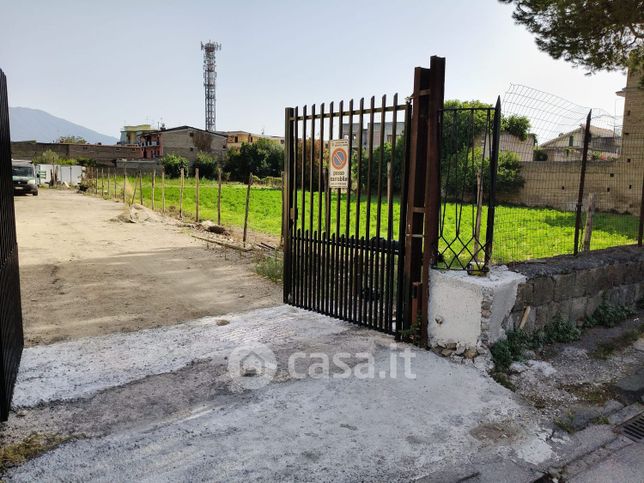 Terreno agricolo in commerciale in Via Vincenzo Caliendo