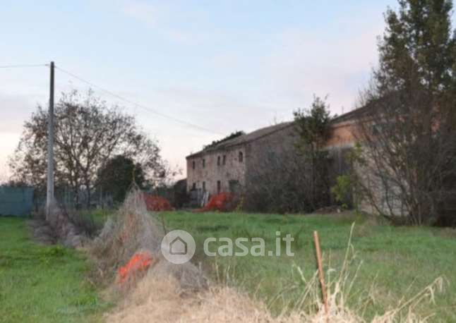 Terreno agricolo in commerciale in Via Bassa