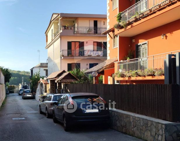 Appartamento in residenziale in Via Antonio Cinque 73
