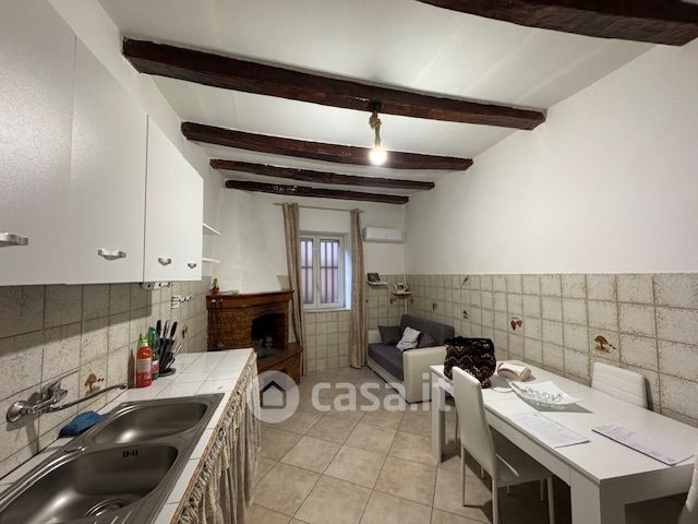 Appartamento in residenziale in Via Orticello 12