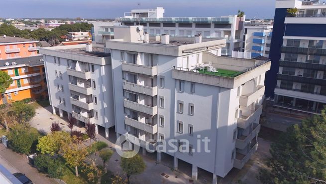 Appartamento in residenziale in Via Taigete