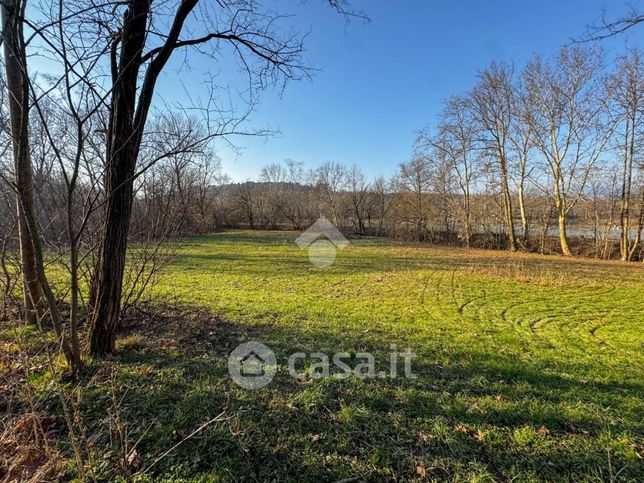 Terreno agricolo in commerciale in Via Roma