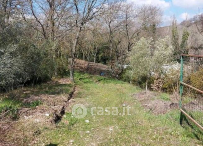 Capannone in commerciale in Strada Senza Nome