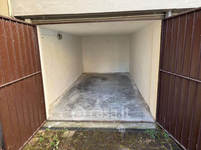 Box/posto auto in residenziale in Via Giuseppe Micheli