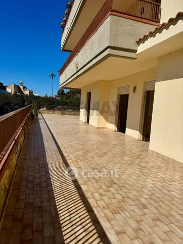 Appartamento in residenziale in Viale Italia 4