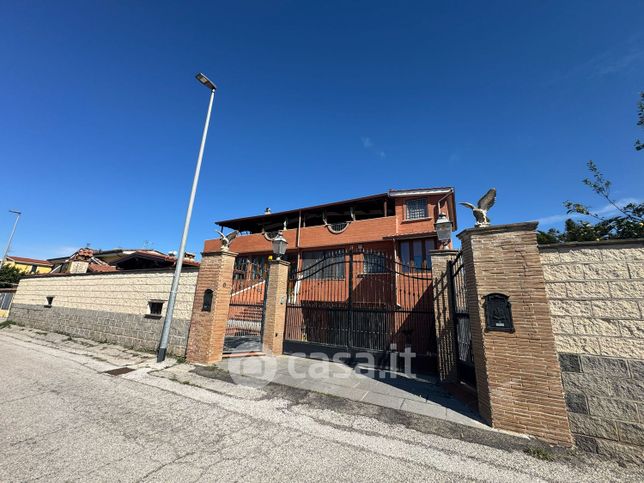 Appartamento in residenziale in Via delle Primule 6