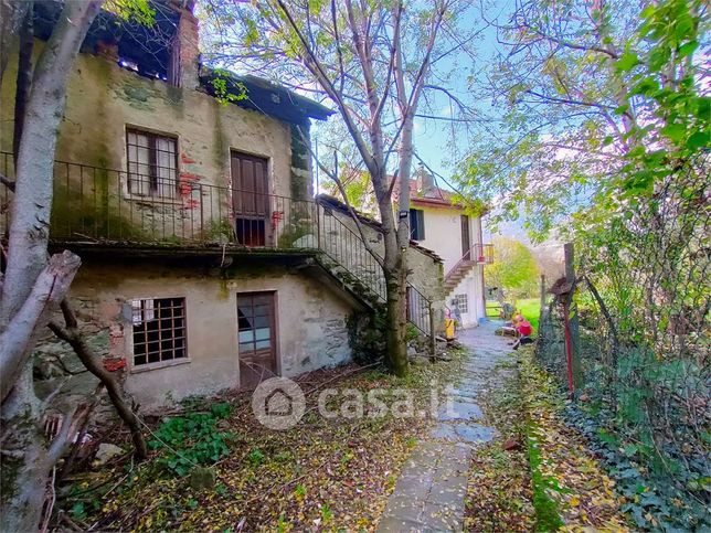 Rustico/casale in residenziale in Frazione Renard