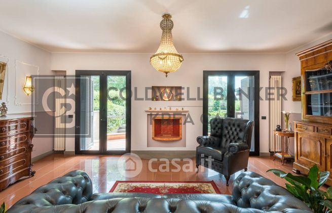 Villa in residenziale in Via Leonardo Sciascia 14