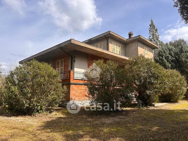 Villa in residenziale in Via Perugina 24