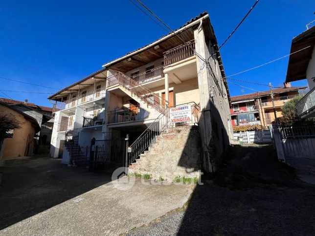 Casa bi/trifamiliare in residenziale in Vicolo Marchetti 15