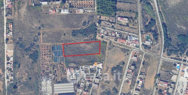 Terreno agricolo in commerciale in Via 6